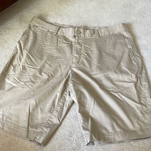 Nike golf shorts